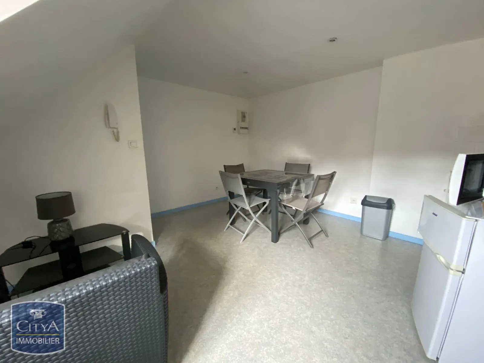 Photo 2 Appartement 1 pièce 21.37m²