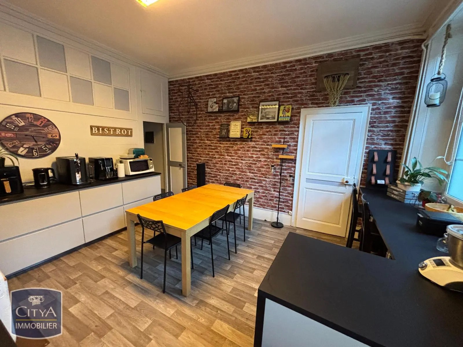 Photo 3 Appartement 8 pièces 233m²