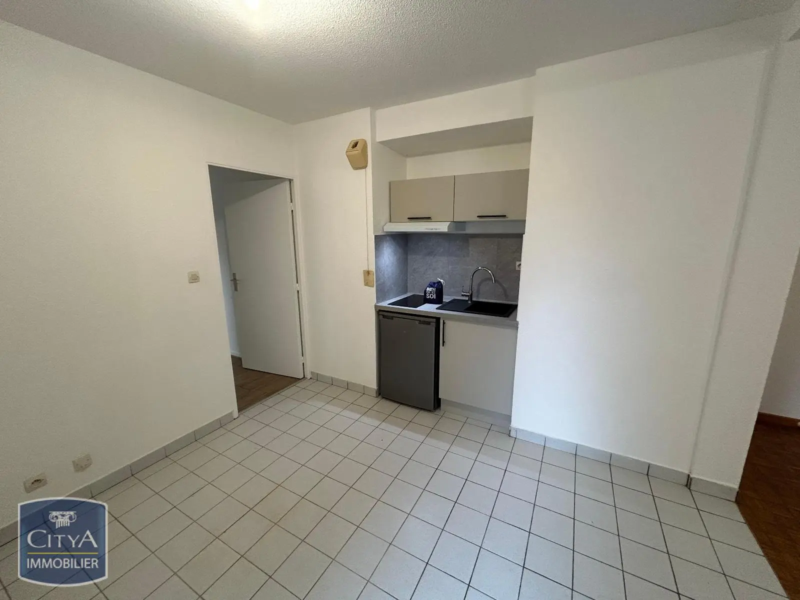 Photo 3 Appartement 2 pièces 41.89m²