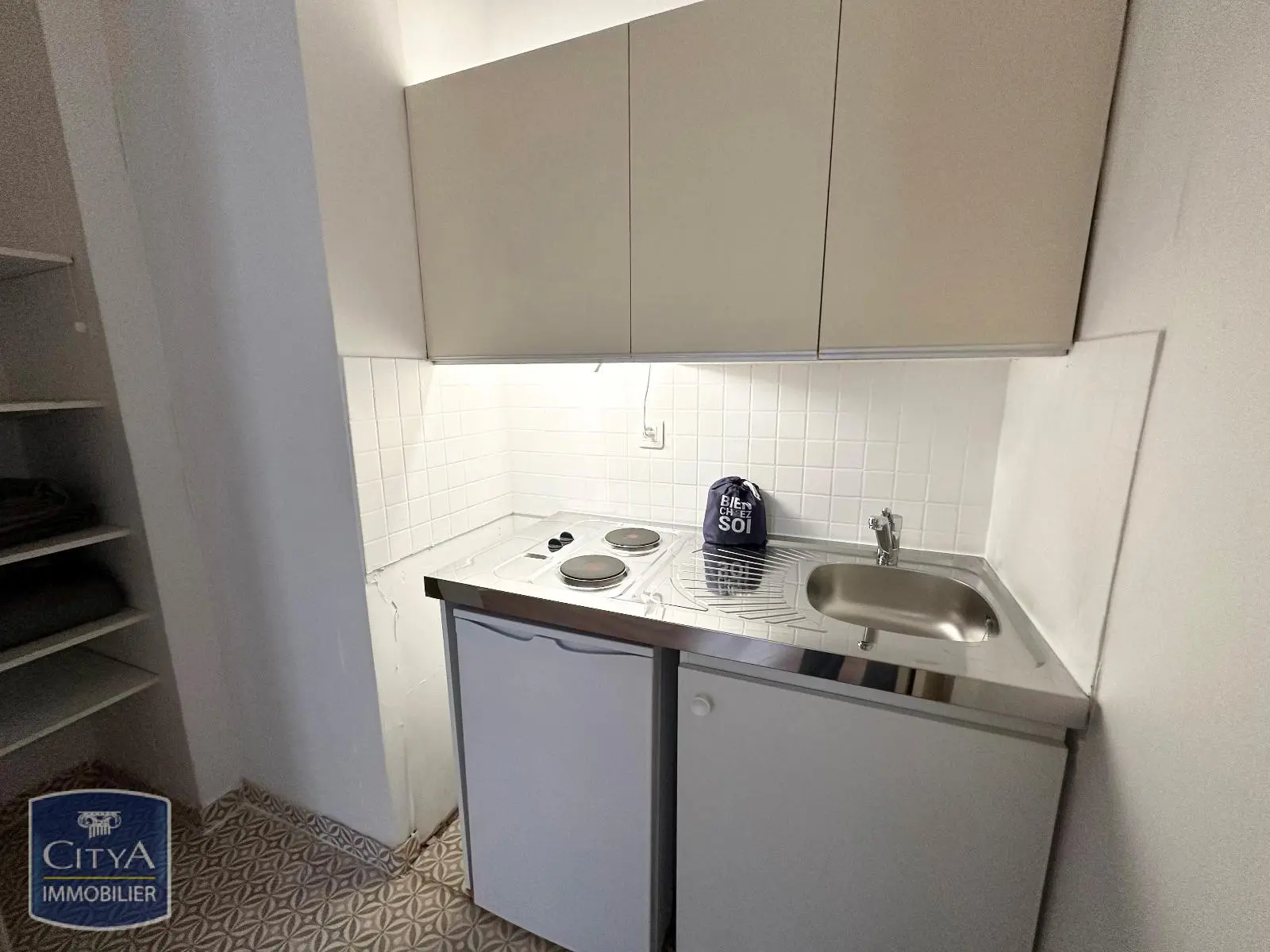 Photo 2 Appartement 1 pièce 34.41m²