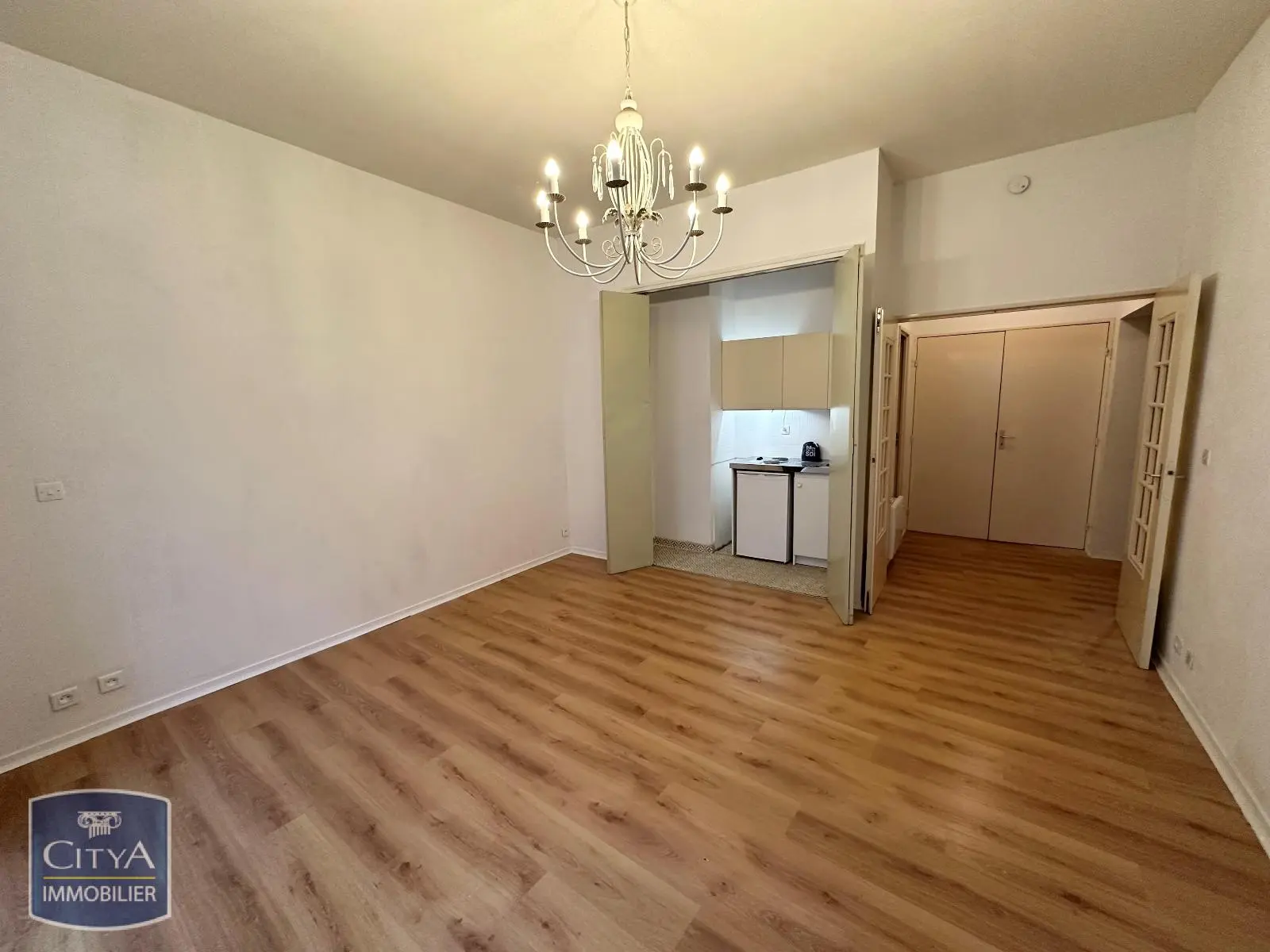 Photo 3 Appartement 1 pièce 34.41m²