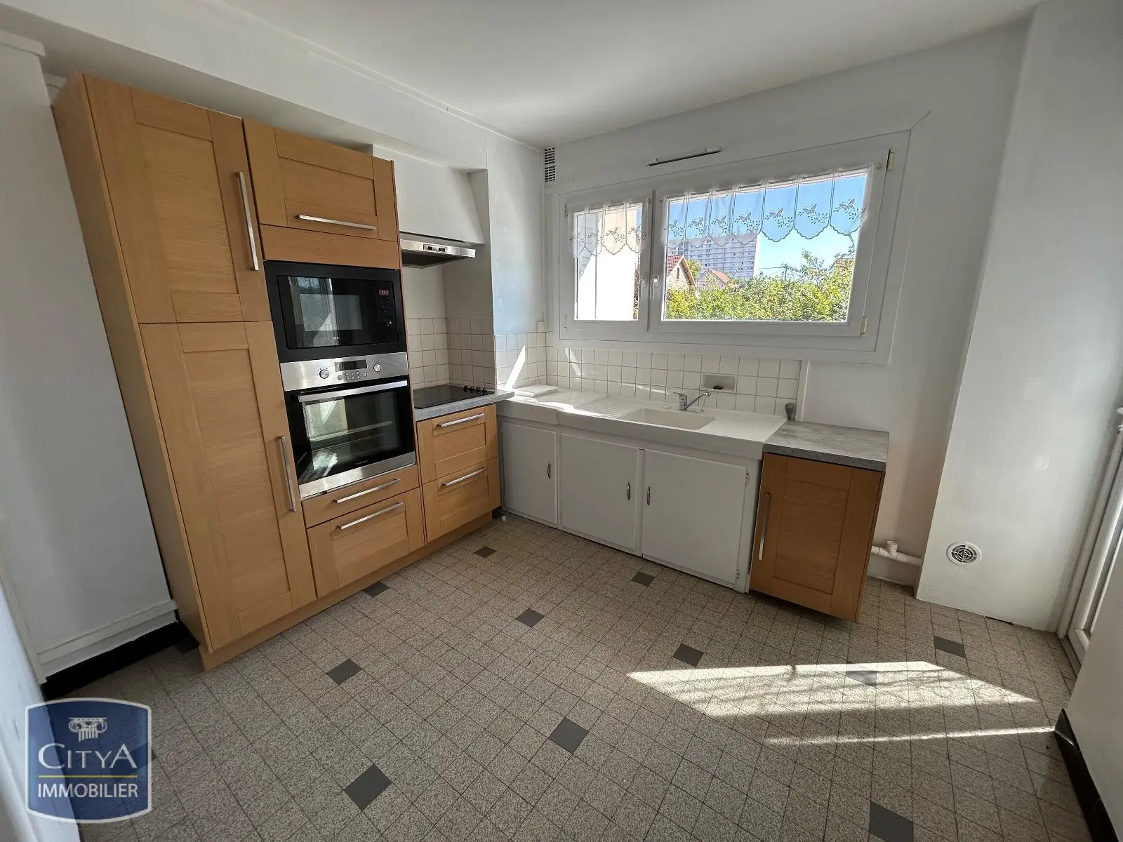 Photo 1 Appartement 4 pièces 82.24m²
