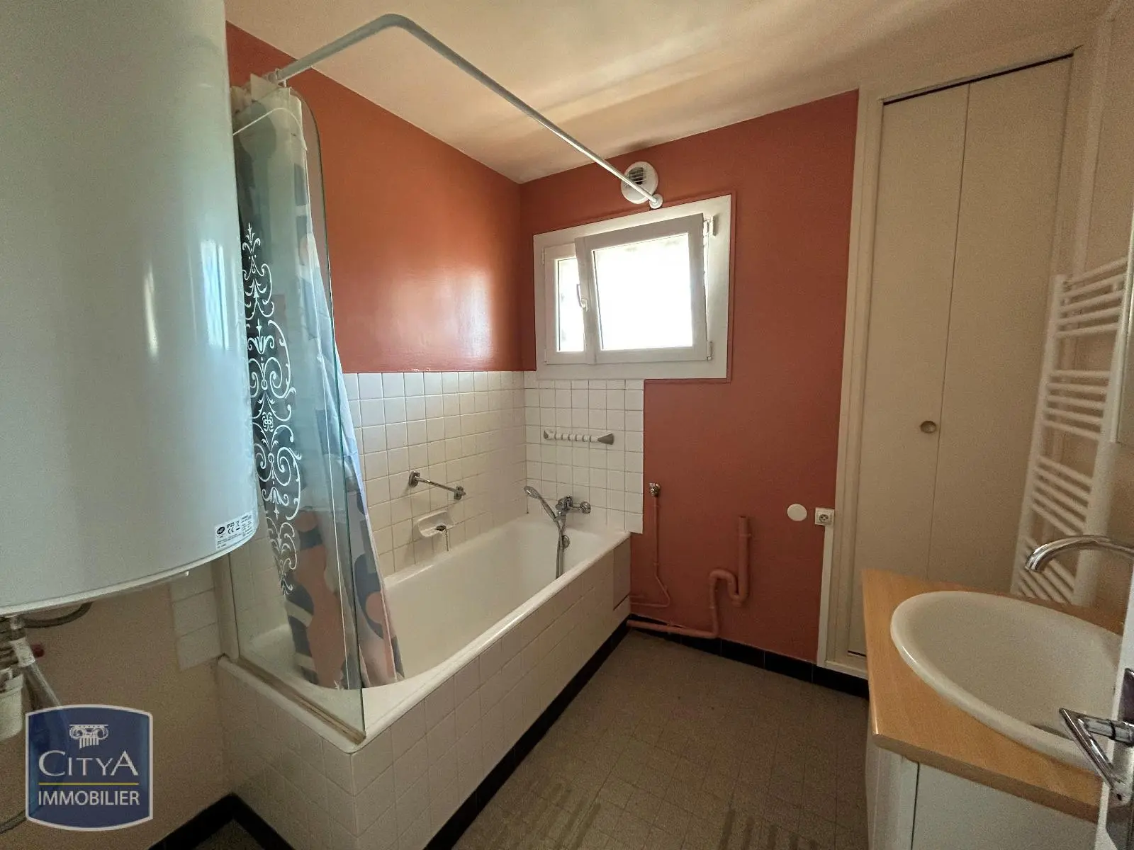 Photo 3 Appartement 4 pièces 82.24m²