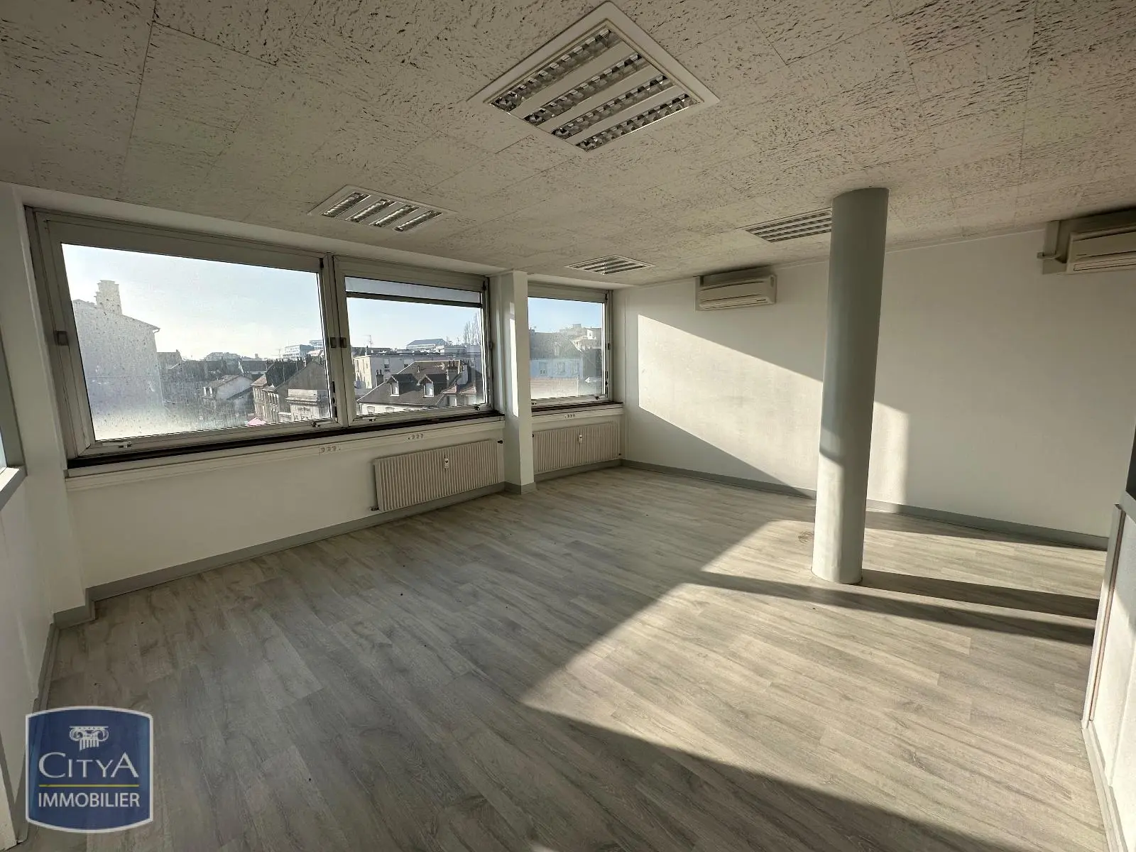 Photo 1 Local Commercial 91m²