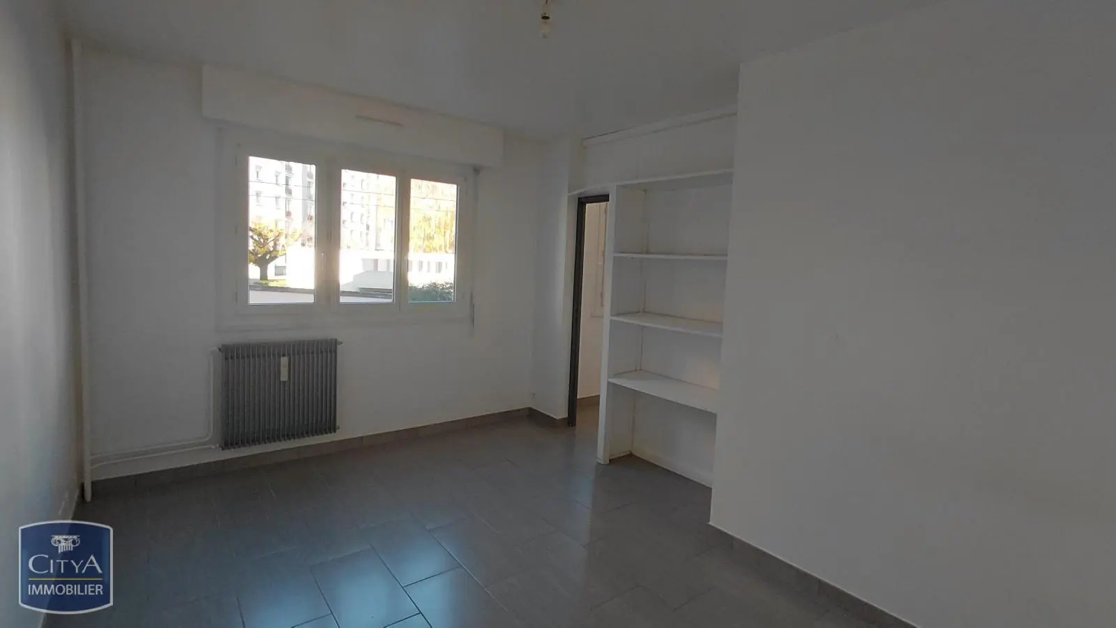 Photo 3 Appartement 1 pièce 27.85m²