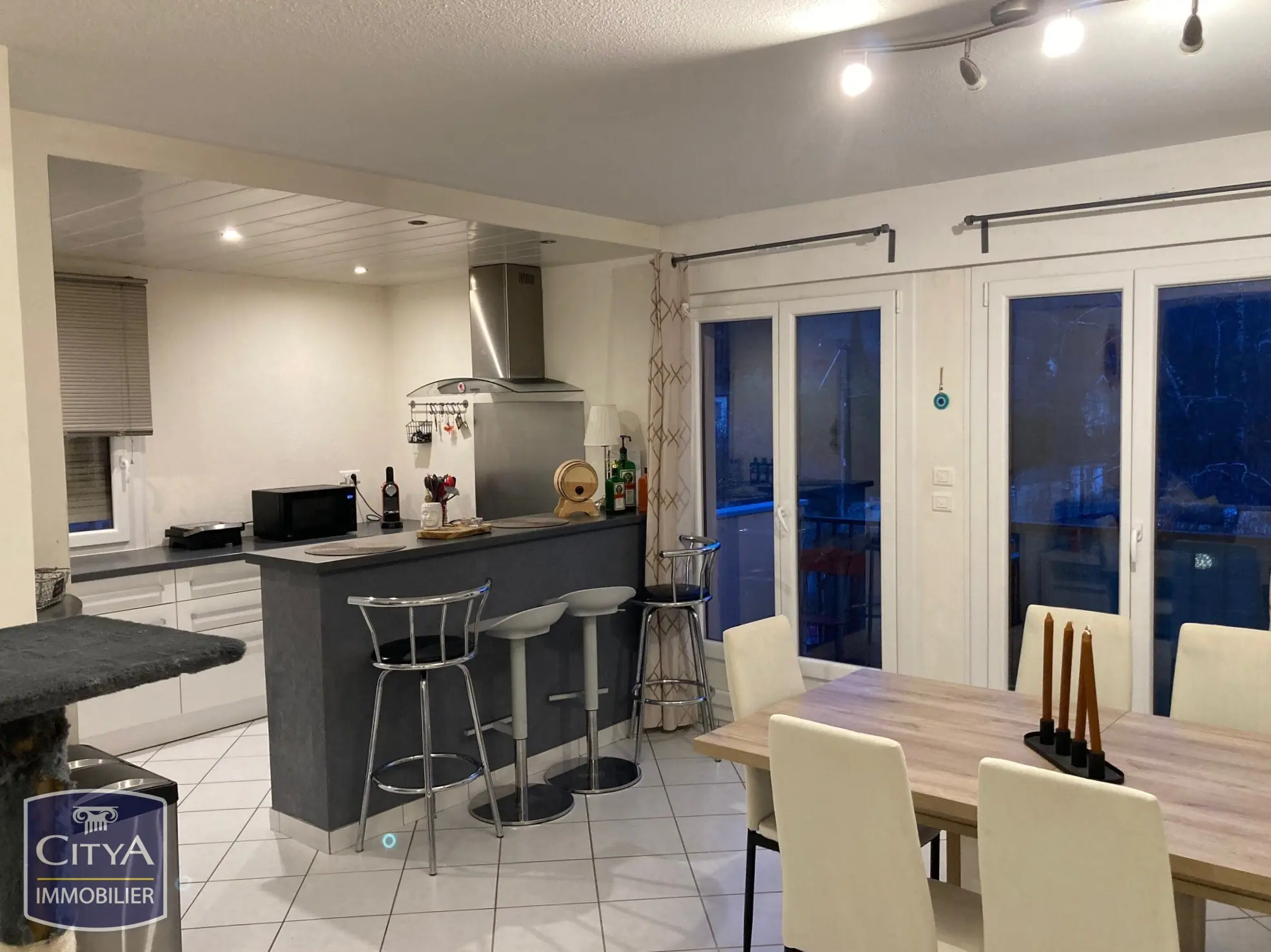 Photo 1 Appartement 2 pièces 56.47m²