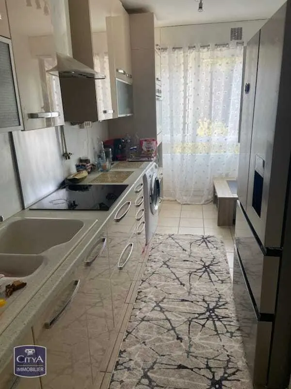 Photo 2 Appartement 4 pièces 76m²