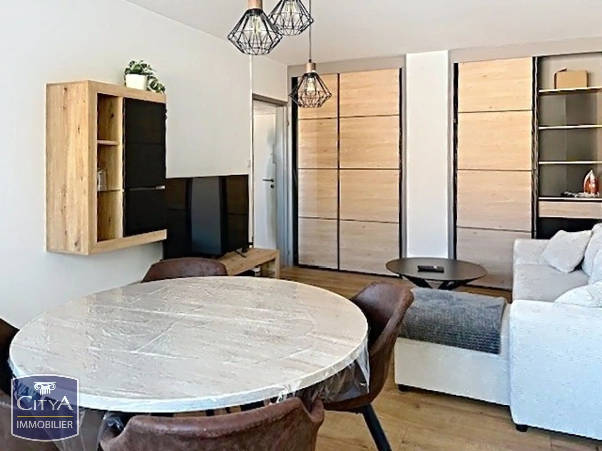 Photo 1 Appartement 2 pièces 47.37m²