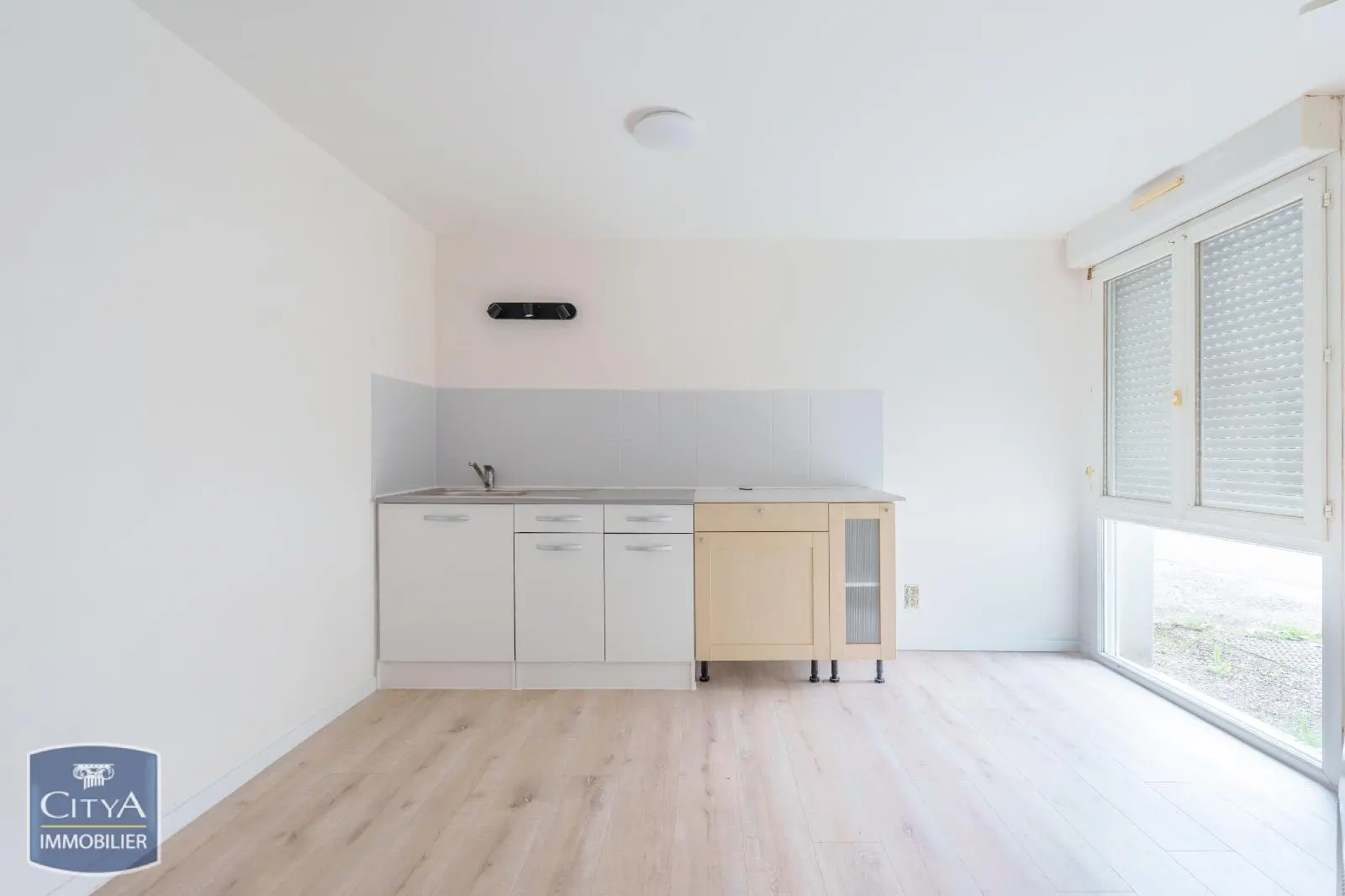 Photo 3 Appartement 1 pièce 23.88m²