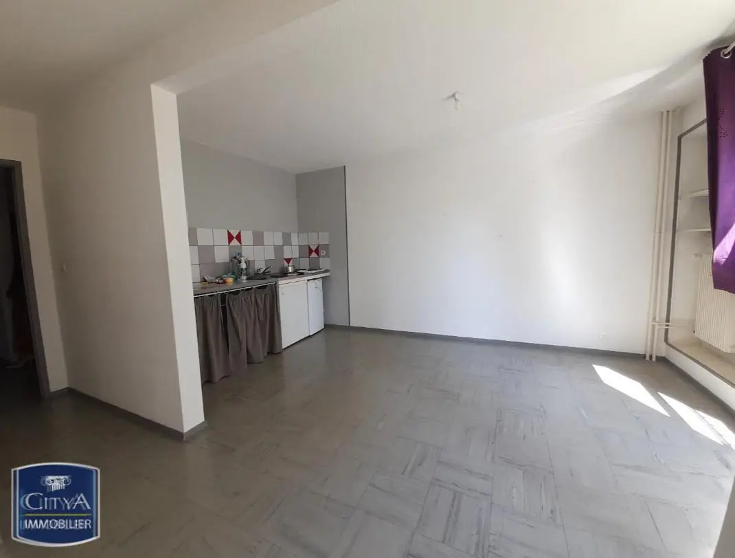 Photo 2 Appartement 1 pièce 30.72m²