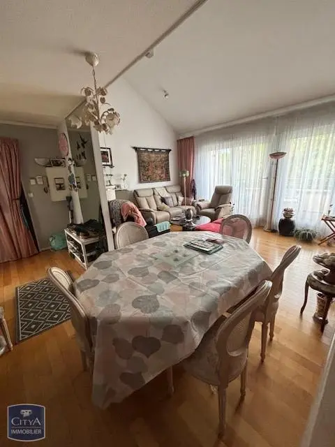 Photo 1 Appartement 5 pièces 101.98m²