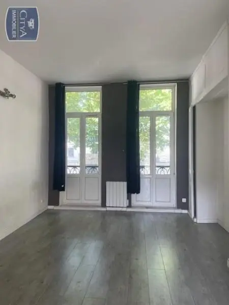Photo 1 Appartement 1 pièce 22.44m²