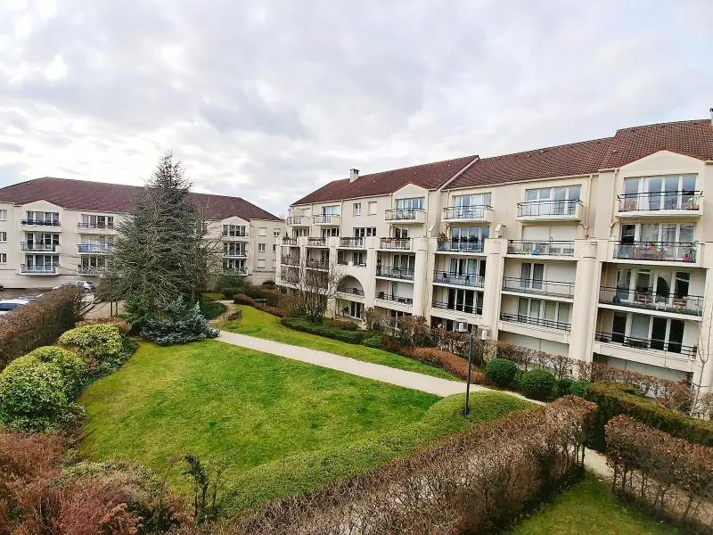 Photo 1 Appartement 1 pièce 32.1m²