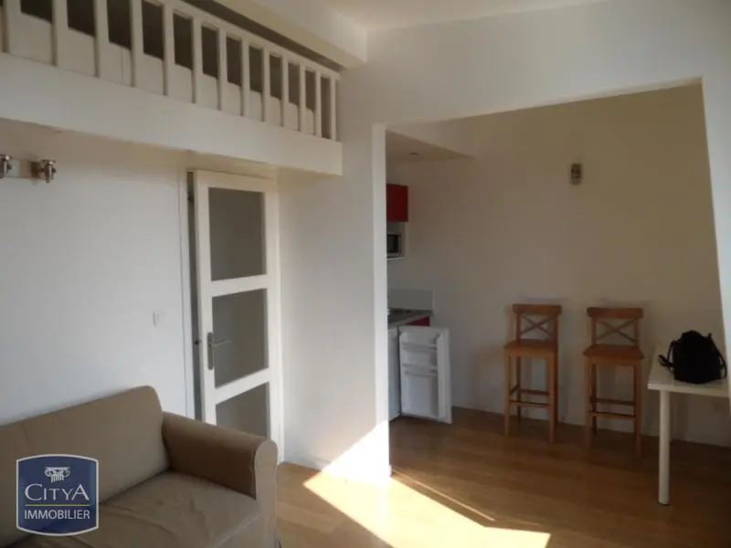 Photo 2 Appartement 1 pièce 20.48m²