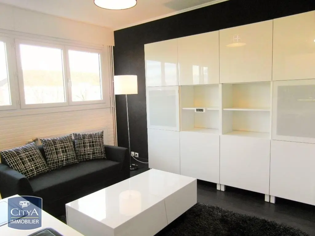Photo 1 Appartement 1 pièce 31.66m²