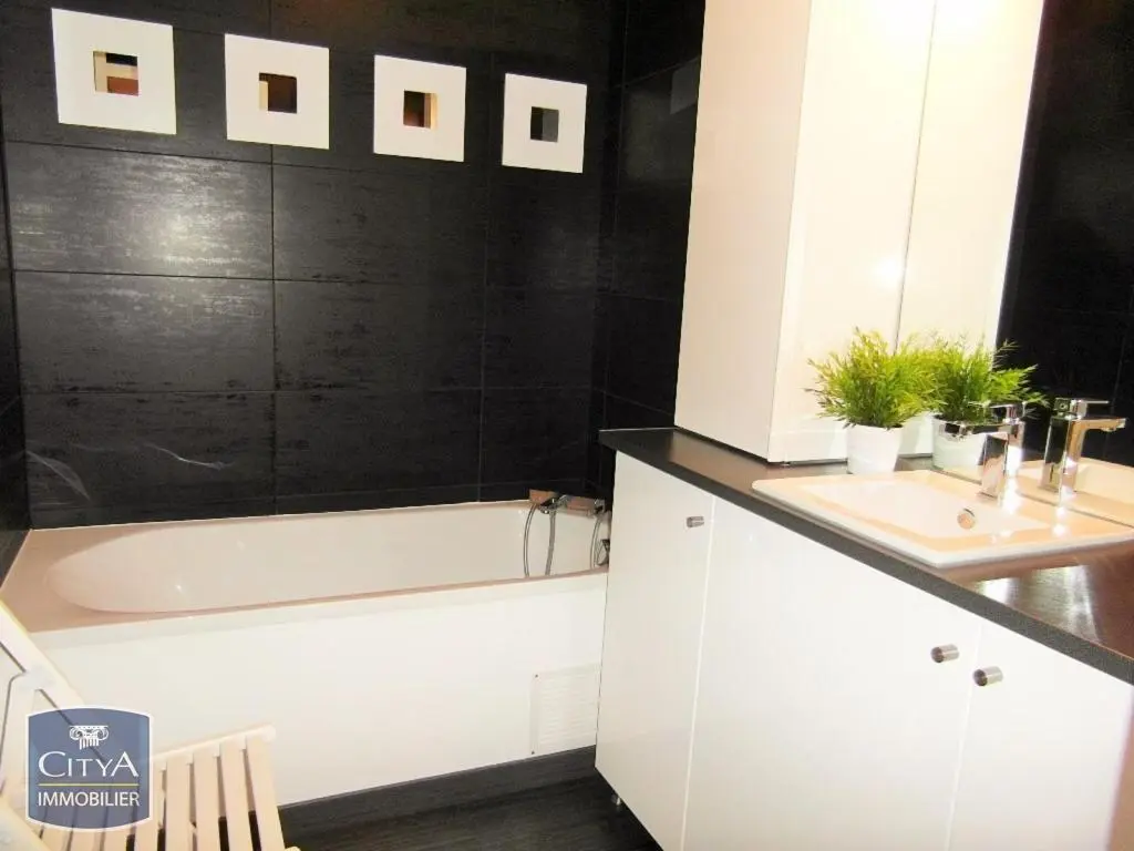 Photo 7 Appartement 1 pièce 31.66m²