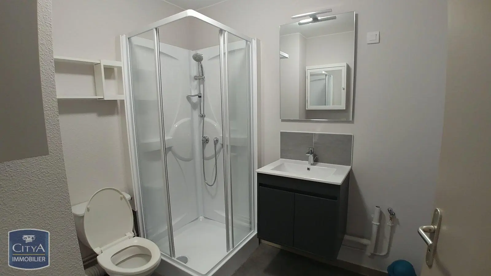 Photo 3 Appartement 1 pièce 31.66m²