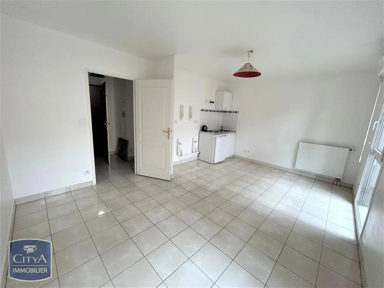 Photo 2 Appartement 1 pièce 26.73m²