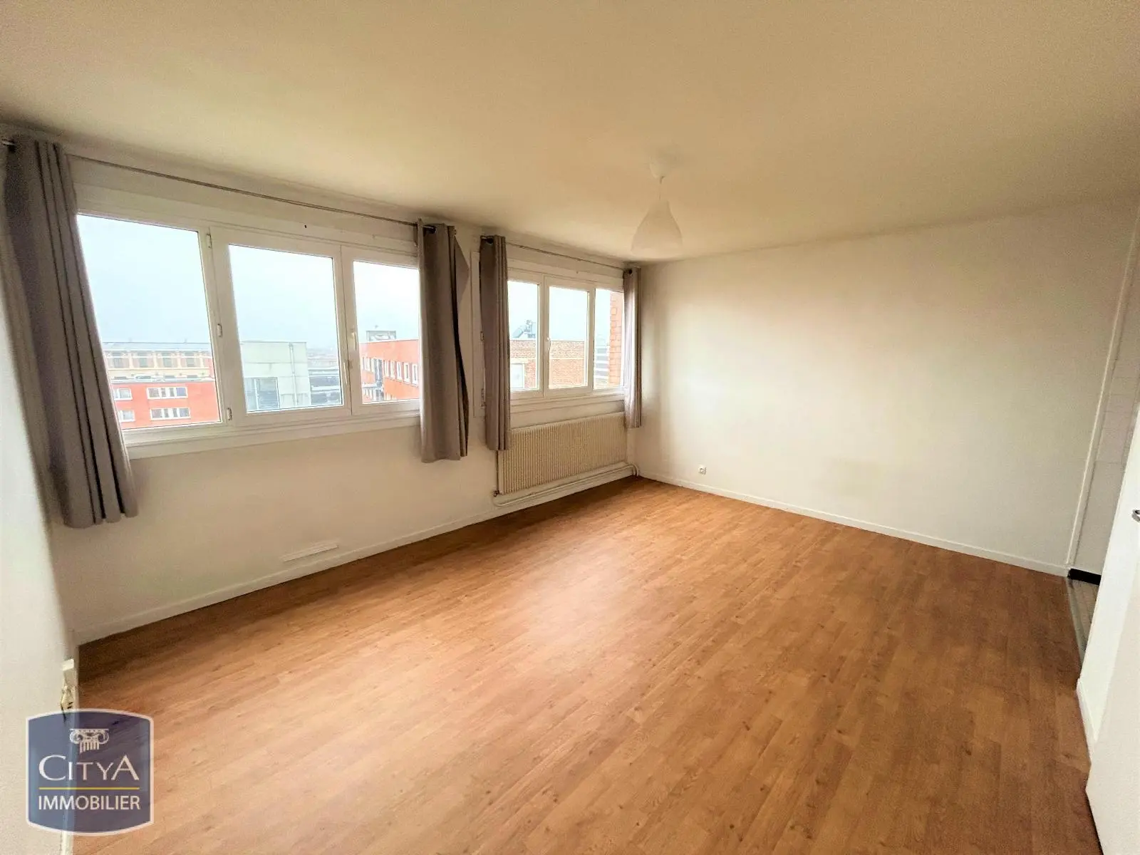 Photo 1 Appartement 1 pièce 28.61m²