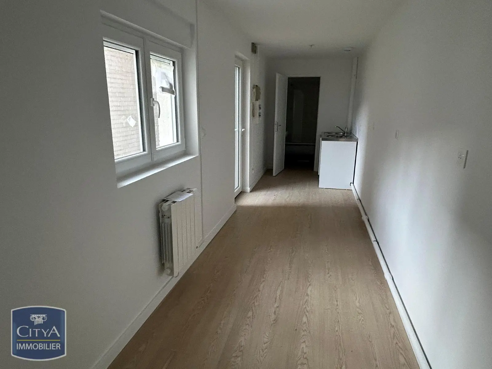 Photo 1 Appartement 1 pièce 24.72m²