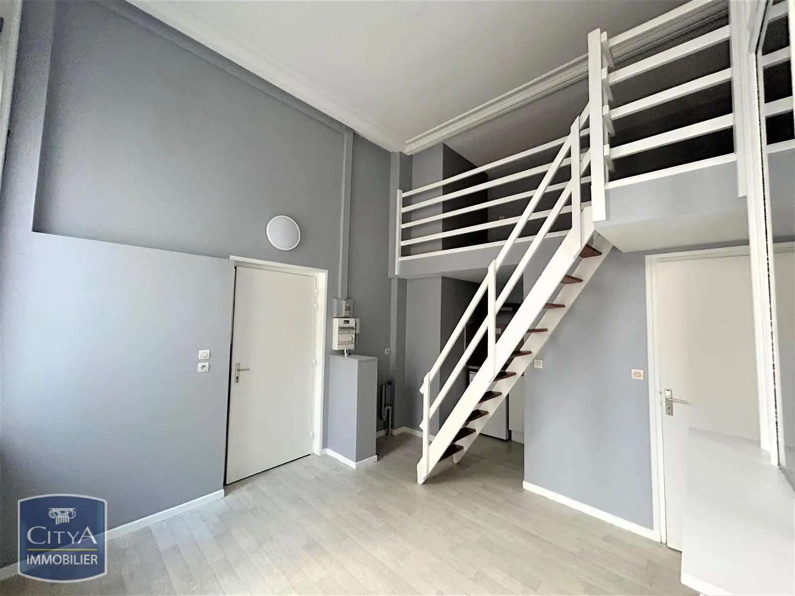 Photo 2 Appartement 1 pièce 16.5m²