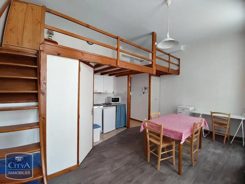 Photo 1 Appartement 1 pièce 19.23m²