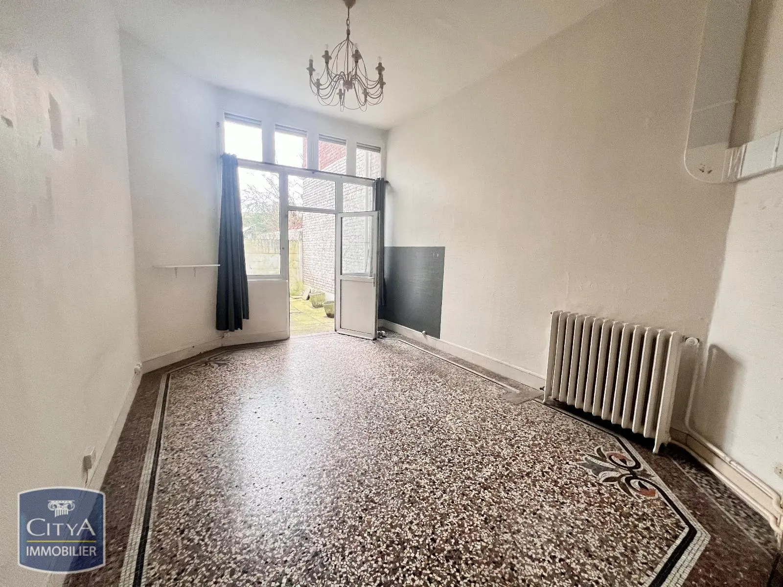 Photo 1 Appartement 1 pièce 30m²