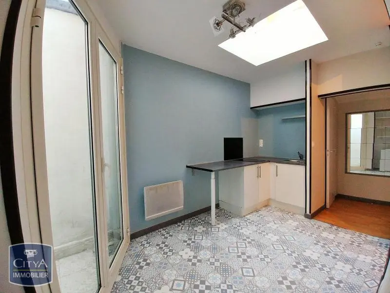 Photo 1 Appartement 1 pièce 21.5m²