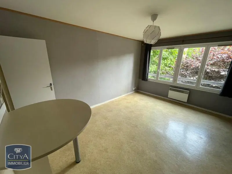 Photo 1 Appartement 1 pièce 26.43m²