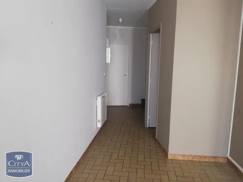 Photo 2 Appartement 1 pièce 24.4m²