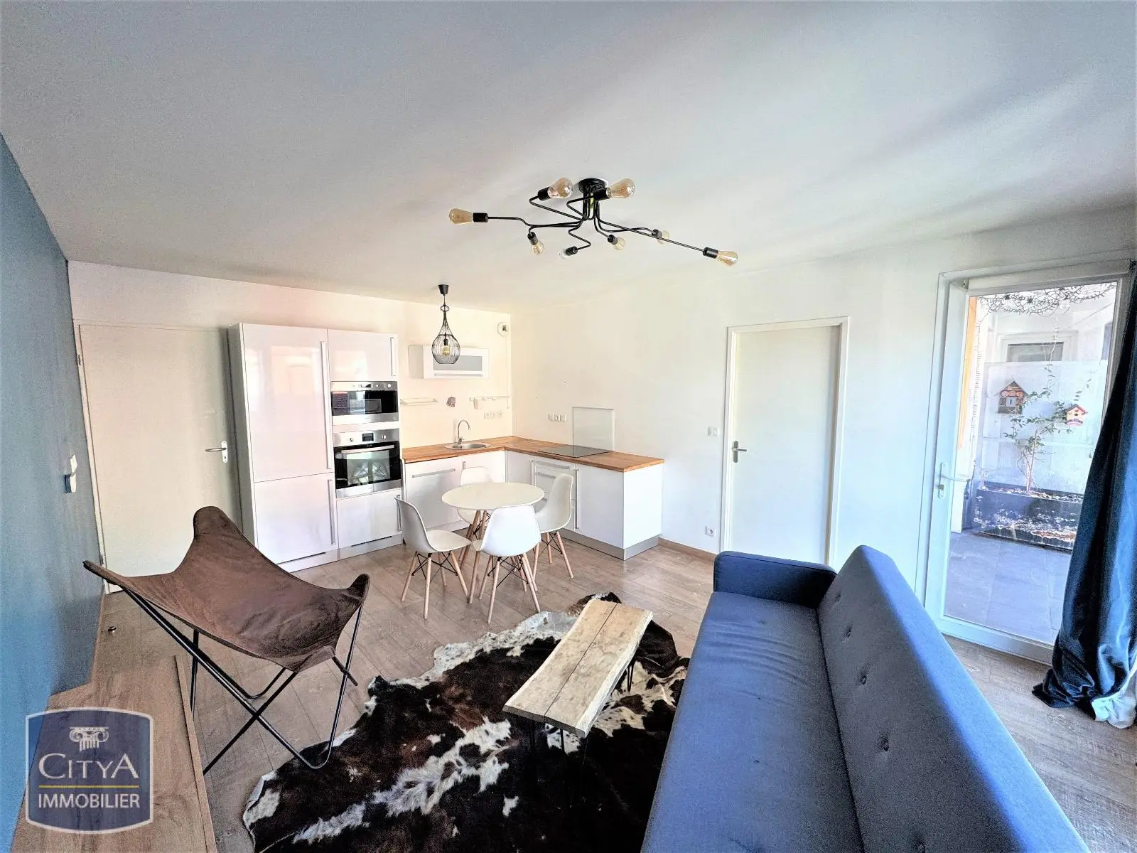 Photo 2 Appartement 2 pièces 41.9m²