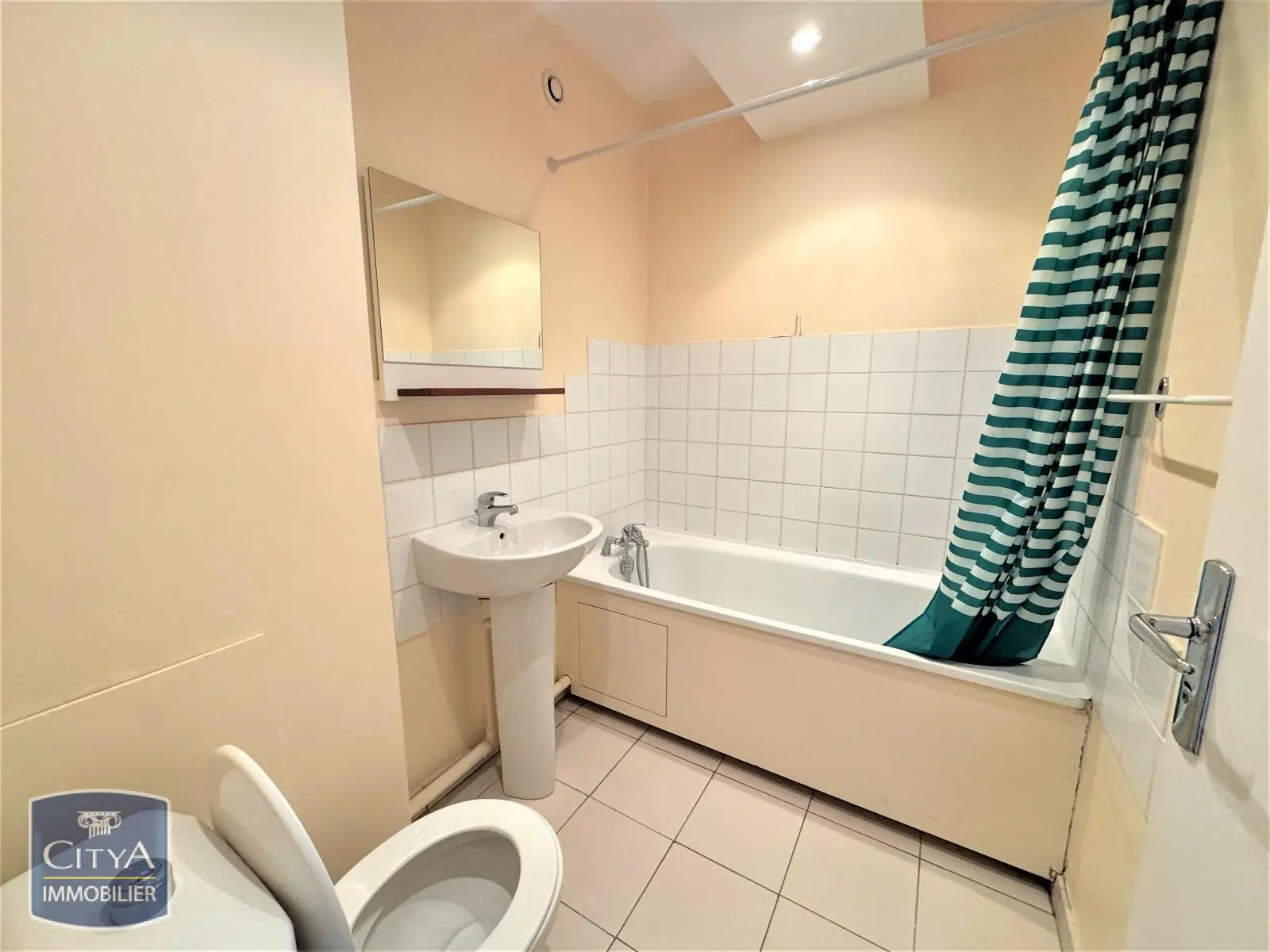 Photo 5 Appartement 1 pièce 27.81m²