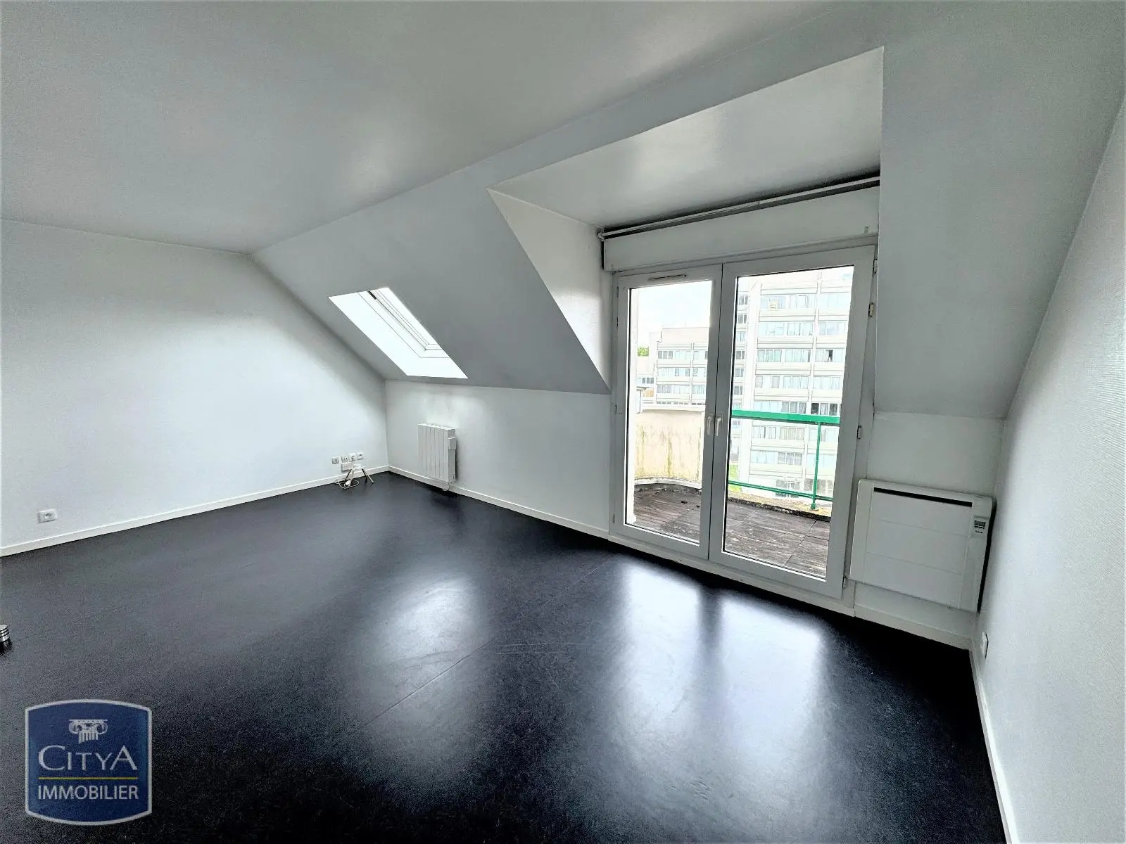 Photo 2 Appartement 1 pièce 26.61m²