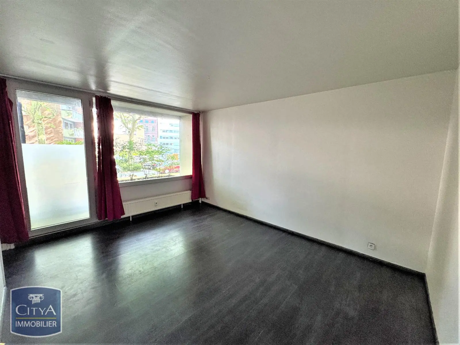 Photo 2 Appartement 1 pièce 25.85m²