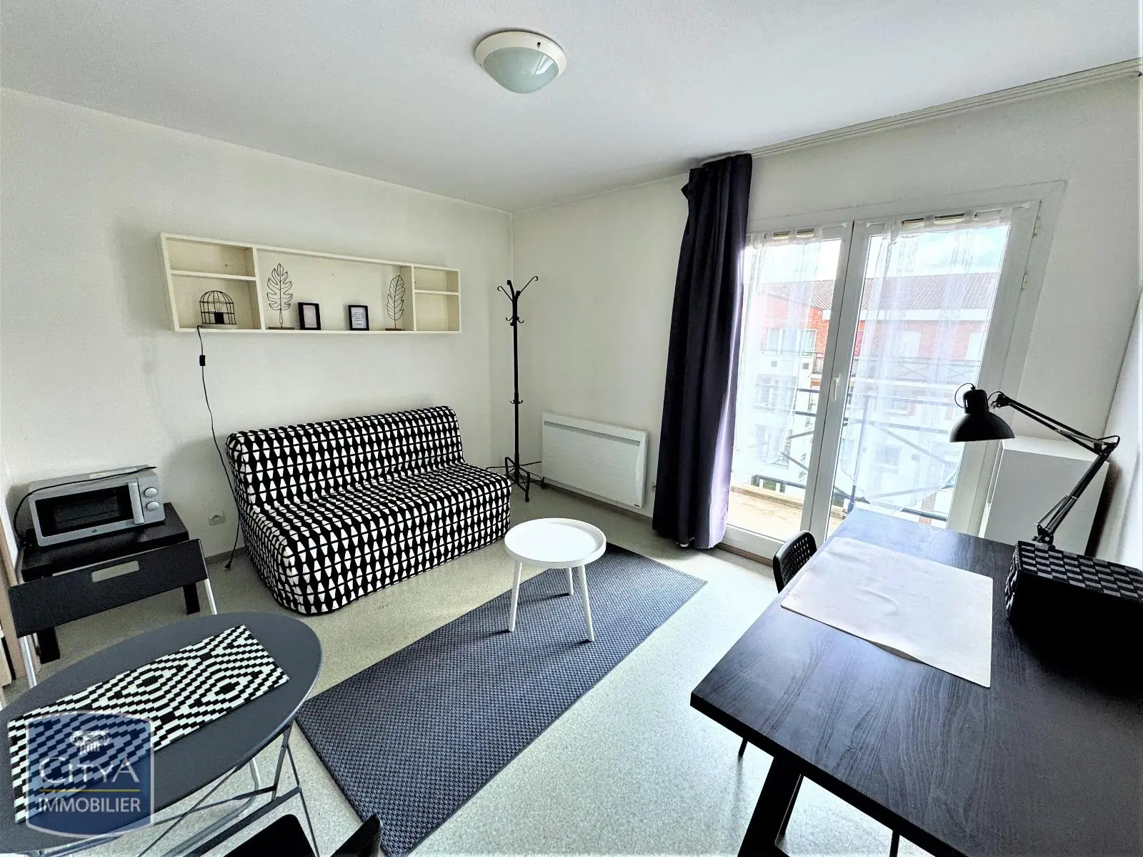 Photo 1 Appartement 1 pièce 19.64m²