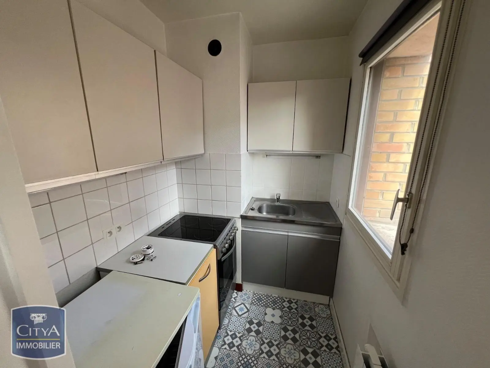 Photo 2 Appartement 1 pièce 25.69m²