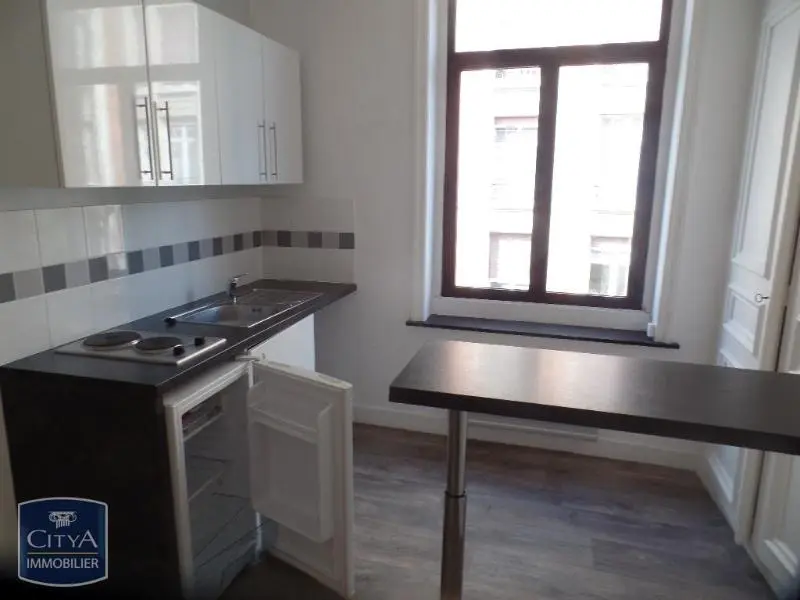 Photo 1 Appartement 1 pièce 19.76m²