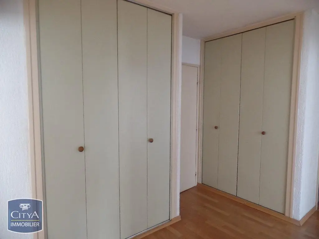 Photo 2 Appartement 3 pièces 74.77m²