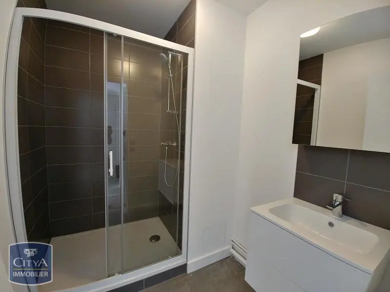 Photo 4 Appartement 1 pièce 31.28m²
