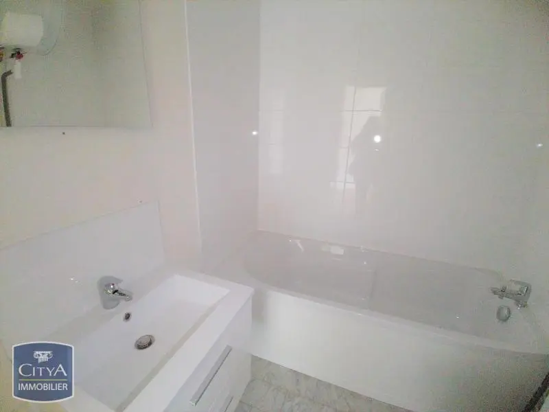 Photo 3 Appartement 1 pièce 24.39m²