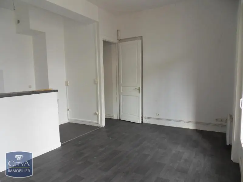 Photo 1 Appartement 1 pièce 33.1m²
