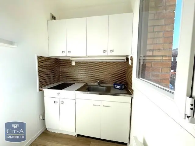 Photo 2 Appartement 1 pièce 25.33m²