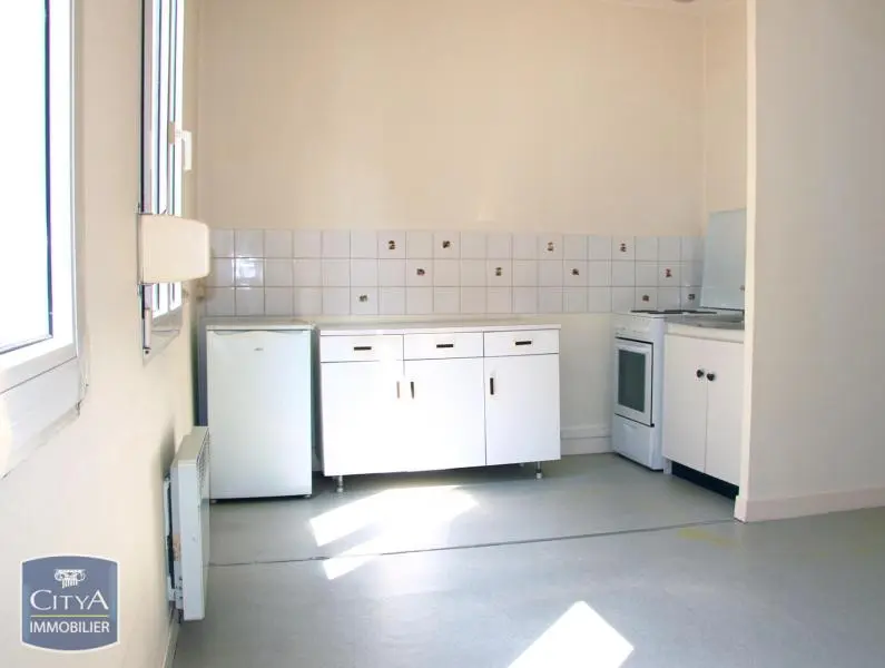 Photo 2 Appartement 1 pièce 24.72m²