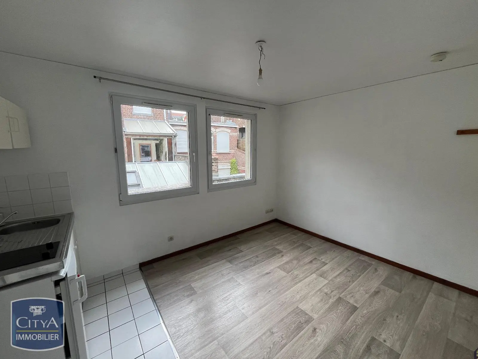 Photo 1 Appartement 1 pièce 17.69m²