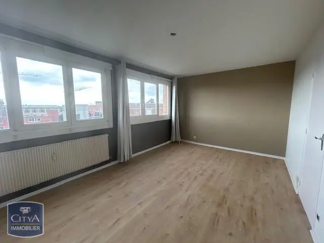 Photo 1 Appartement 1 pièce 28.88m²