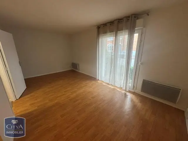 Photo 1 Appartement 1 pièce 28.96m²
