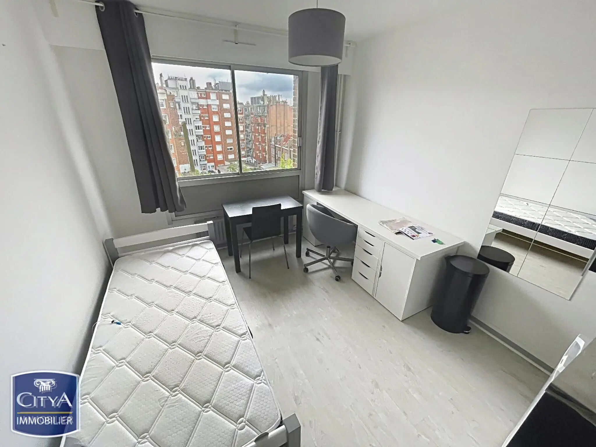 Photo 1 Appartement 1 pièce 16.61m²