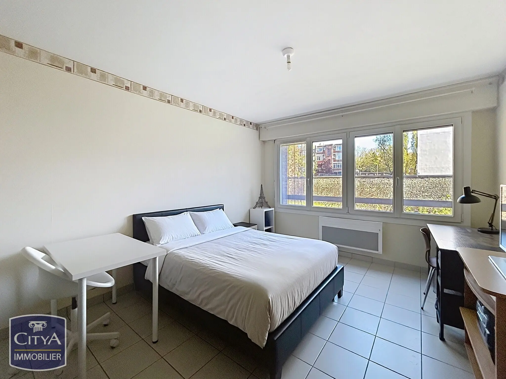 Photo 2 Appartement 1 pièce 26.36m²