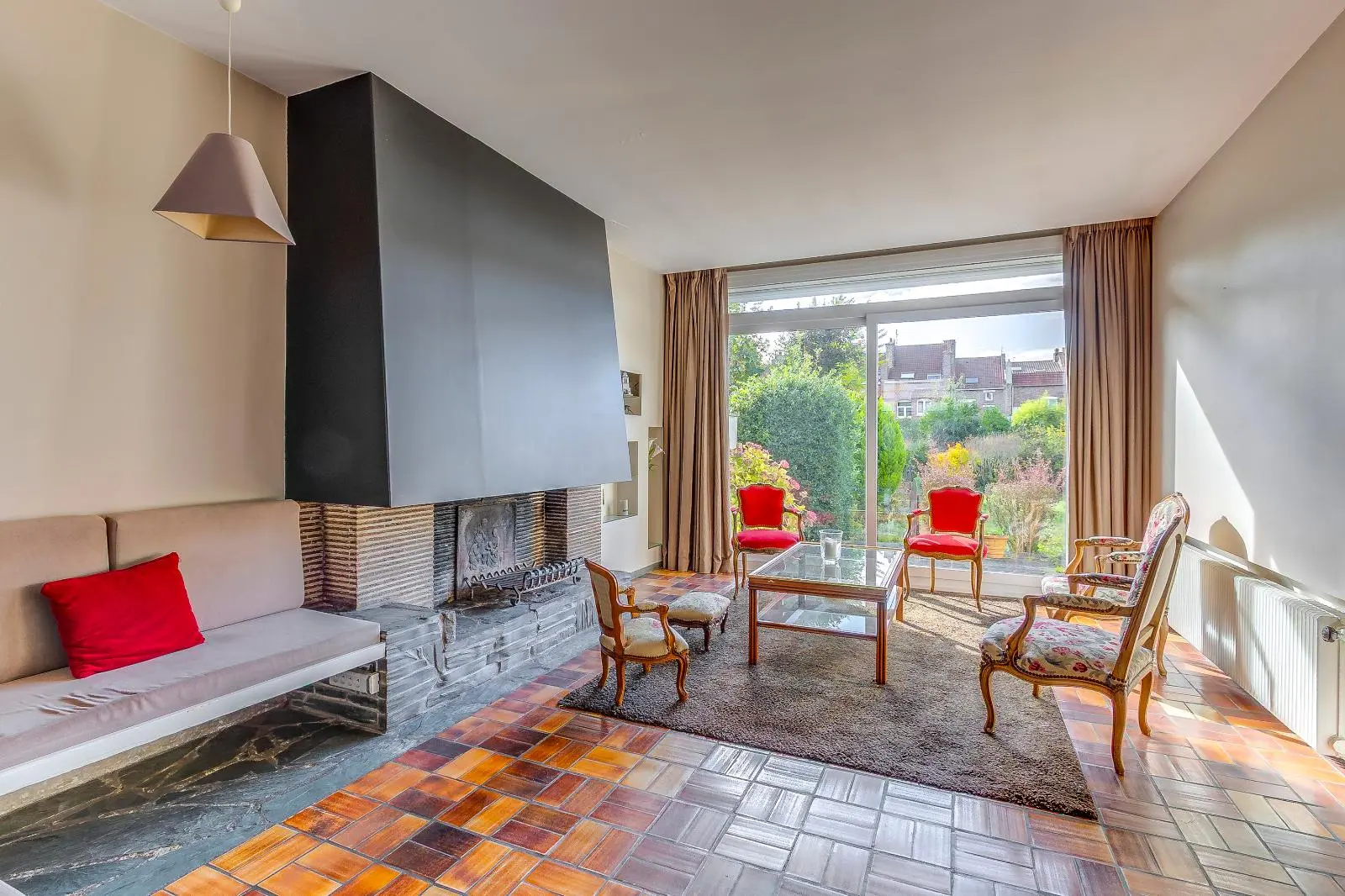 Photo 1 Maison 7 pièces 275m²