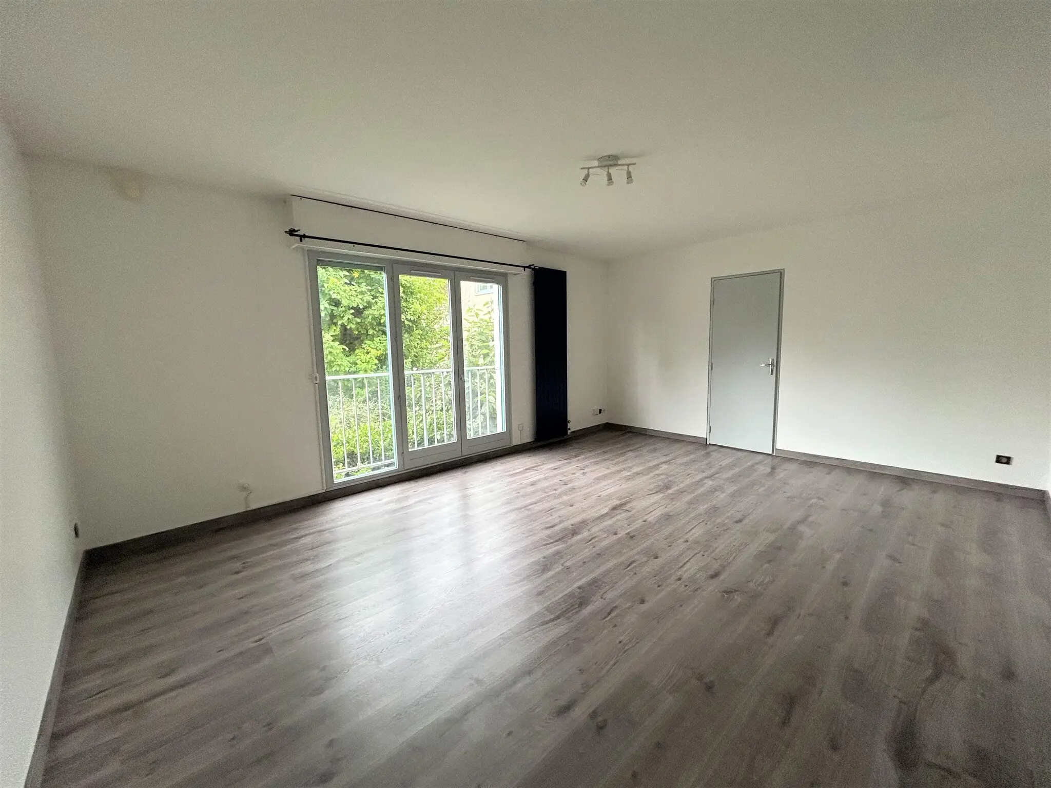 Photo 3 Appartement 4 pièces 83m²